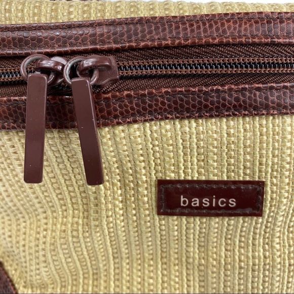 Basics woven tan & brown toiletries cosmetics bg - Picture 6 of 10